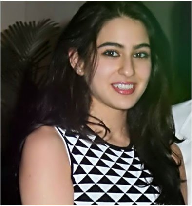 GORGEOUS SARA ALI KHAN MAKES HER DEBUT ON SOCIAL MEDIA