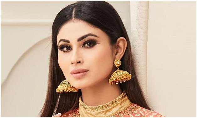 GOLD ACTOR MOUNI ROY: FEEL ELATED WITH THE AUDIENCE RESPONSE
