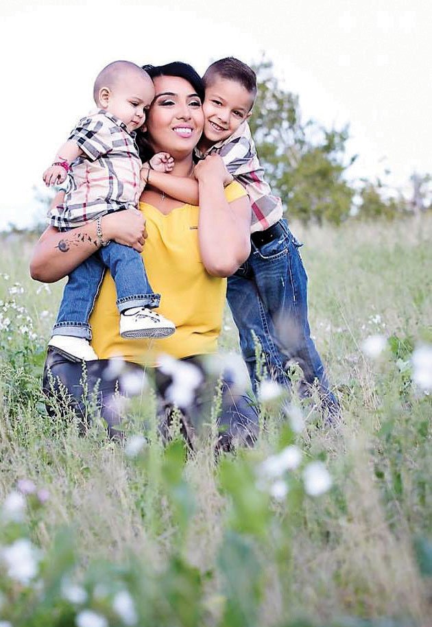 WHY IT IS IMPORTANT AND HOW IT EVOLVES OVER YEARS MOTHER-CHILD RELATIONSHIP: