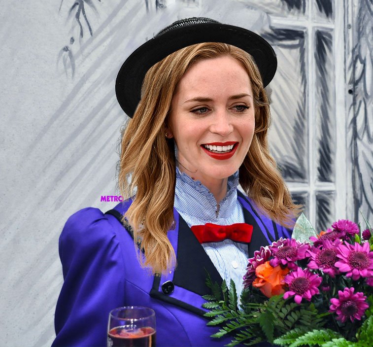 EMILY BLUNT OPEN TO PLAY MARY POPPINS AGAIN