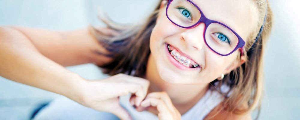 THE ULTIMATE ORTHODONTIC RETAINER GUIDE