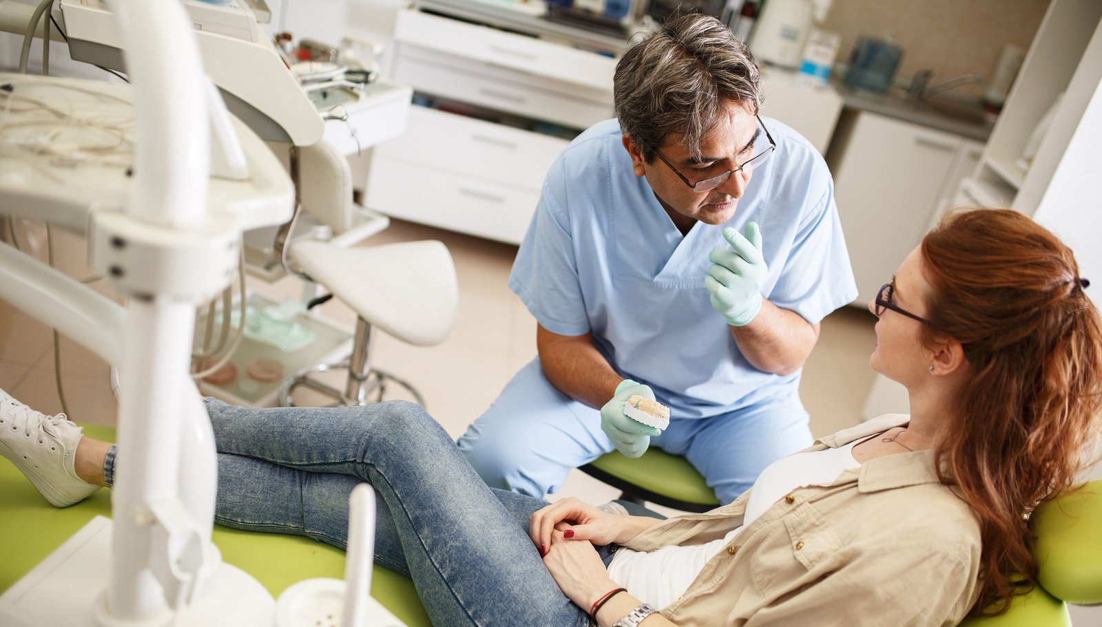 CHOOSING AN ORTHODONTIST