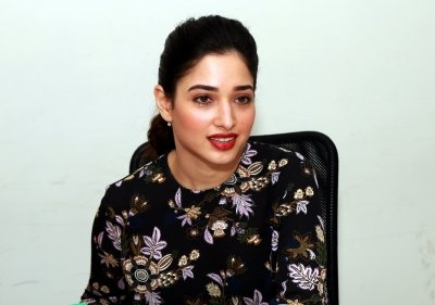 I love Deepika's experimental nature: Tamannaah