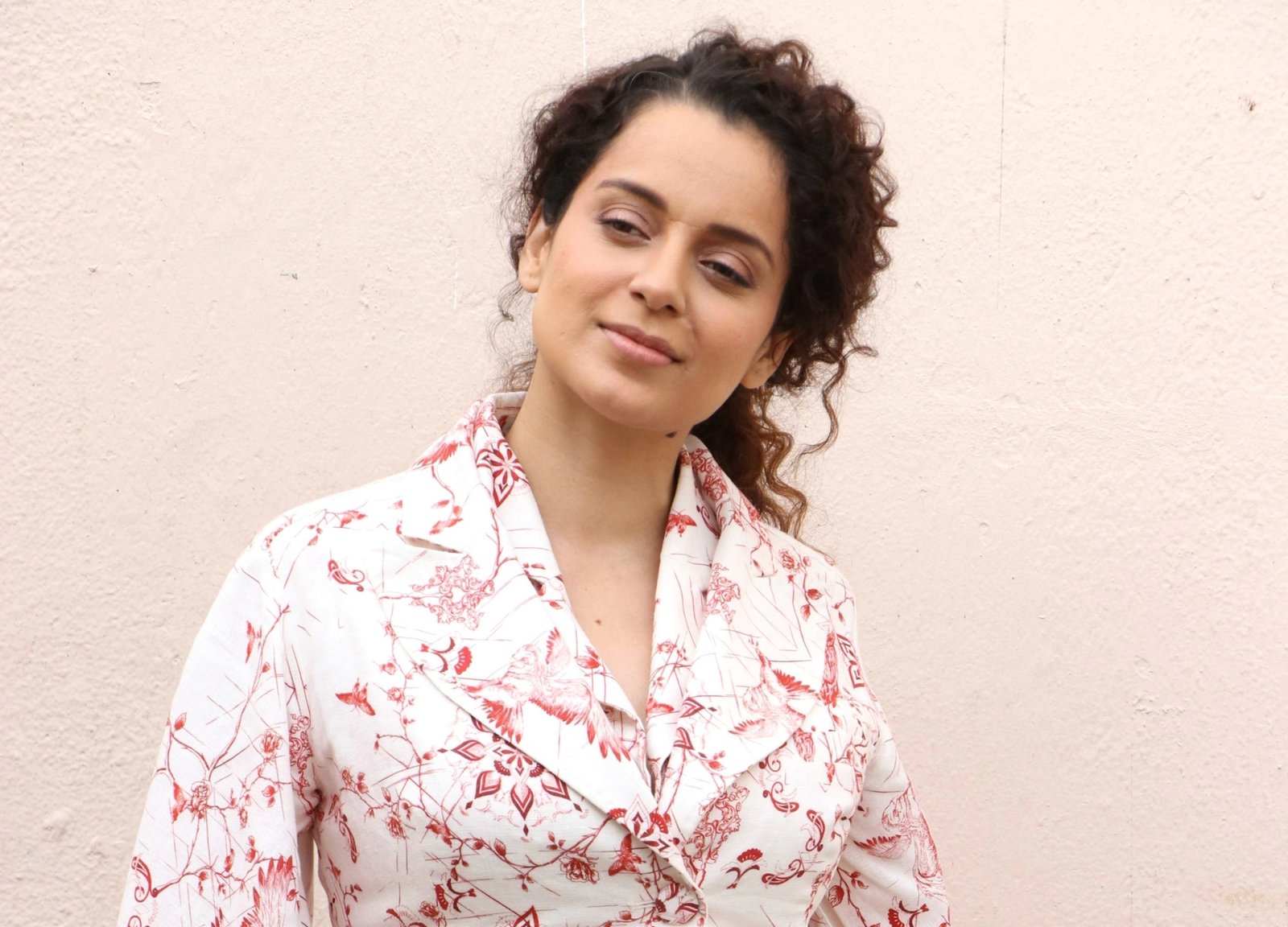 I'm attacked for taking on Bollywood biggies: Kangana Ranaut