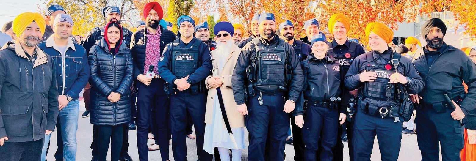 Surrey Police Service participates in Gurpurab parade